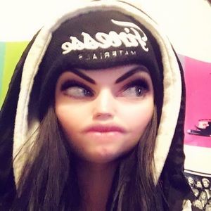 Meet your Posher, Lisa